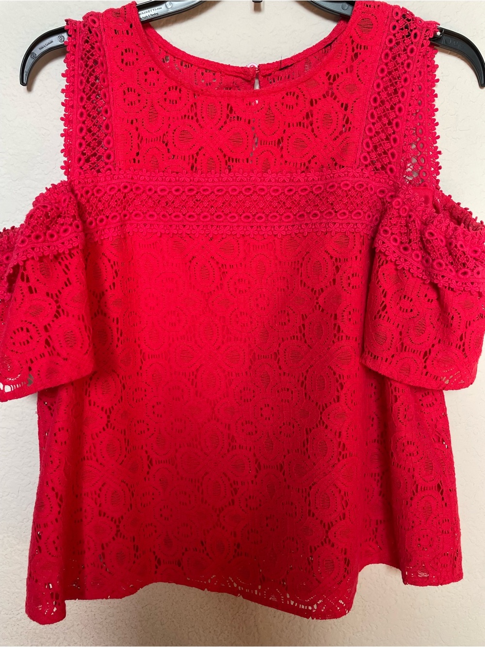 Women's Red Lace Cold-Shoulder Blouse M
